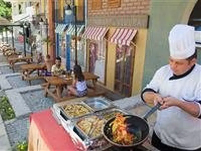 Alkoclar Adakule Hotel Kusadasi 5*,